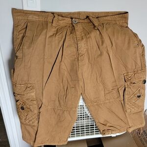 Men's Sz 42 Brownish Cargo Shorts New Without Tags